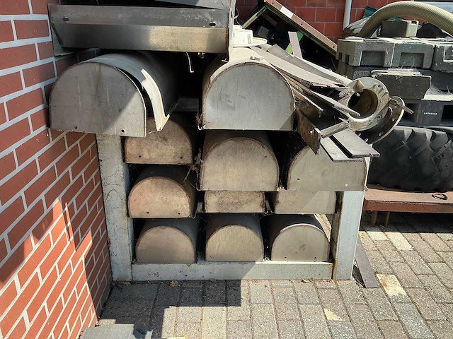 2m30 - inox - voerbak (11x) - afbeelding 1 van  1