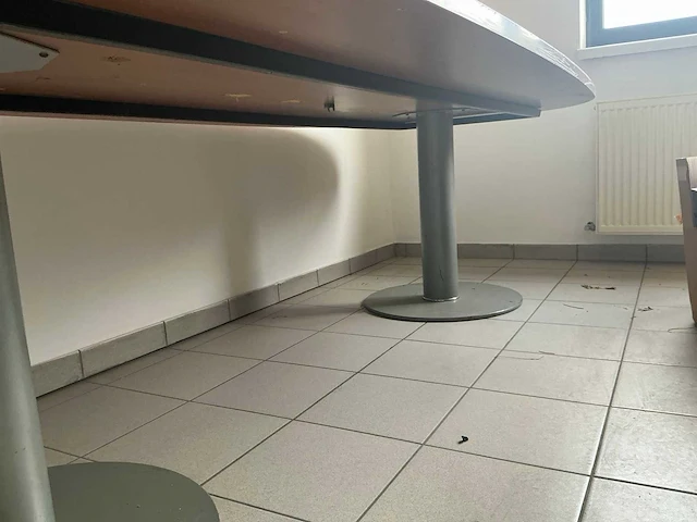 2m80 op 1m20 vergadertafel - afbeelding 3 van  3