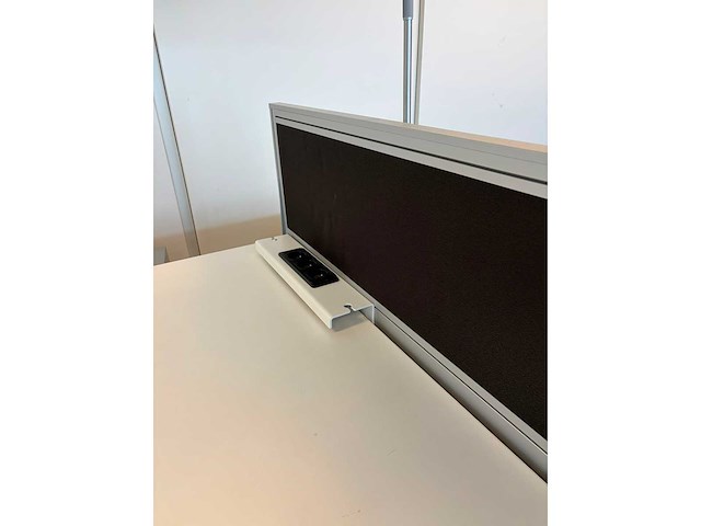 2p-workbench - bureau (6x) - afbeelding 8 van  8