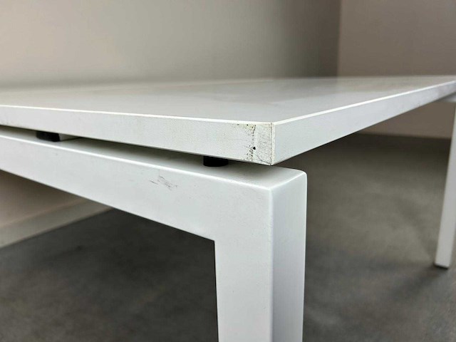 2p-workbench - bureautafel - afbeelding 2 van  5