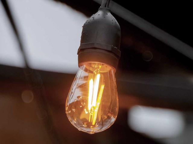 2w 2000k st45 amber filament shockproof led bulb(50x) - afbeelding 1 van  5
