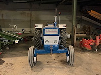 2wd landbouwtractor - afbeelding 9 van  16