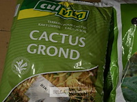 2x 2,5l cactusgrond , 1x5l universele potgrond - afbeelding 3 van  4
