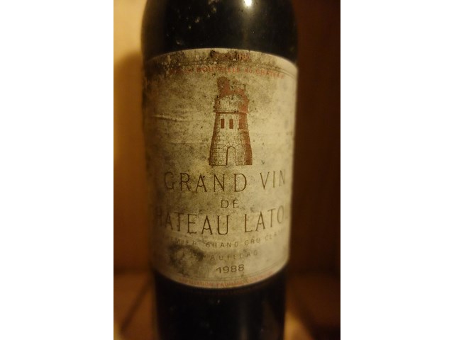 2x 75cl chateau latour 1988 - afbeelding 2 van  3