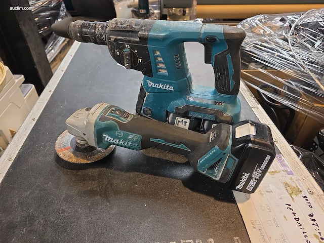 (2x) accu gereedschappen makita dga506 en dhr264 - afbeelding 1 van  3