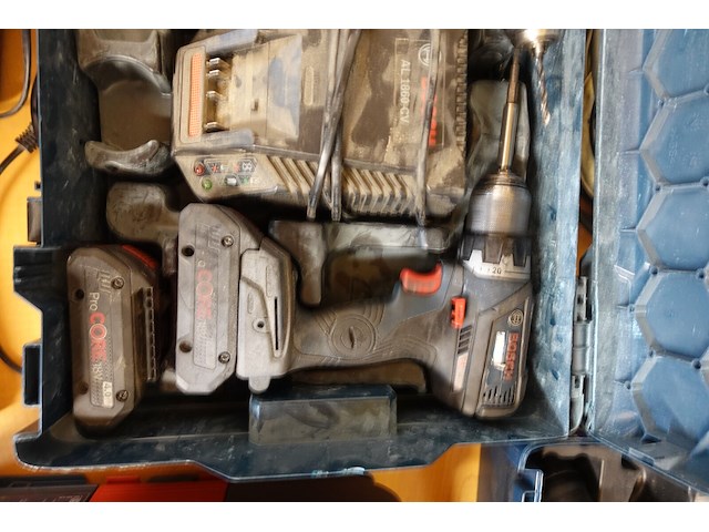 2x accu schroefmachine bosch - afbeelding 4 van  6