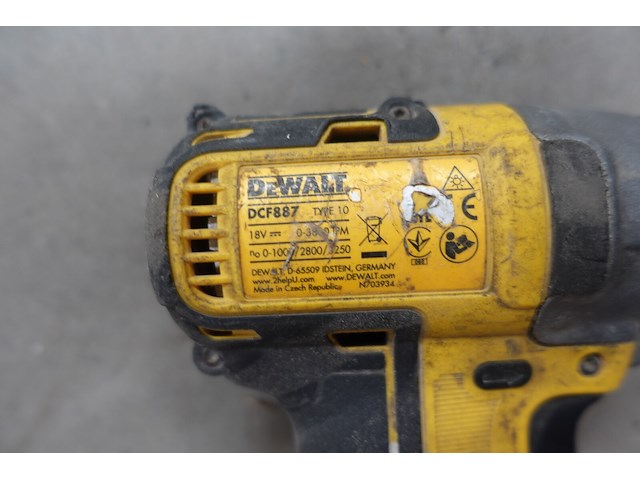 2x accu schroefmachine dewalt - afbeelding 5 van  6