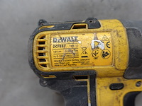 2x accu schroefmachine dewalt - afbeelding 5 van  6