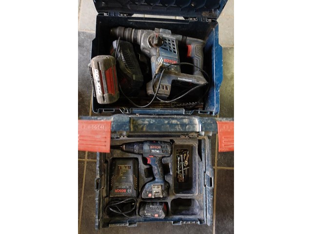 2x accu set bosch - afbeelding 1 van  3