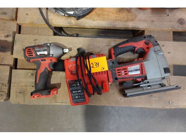 2x accu set milwaukee - afbeelding 1 van  6