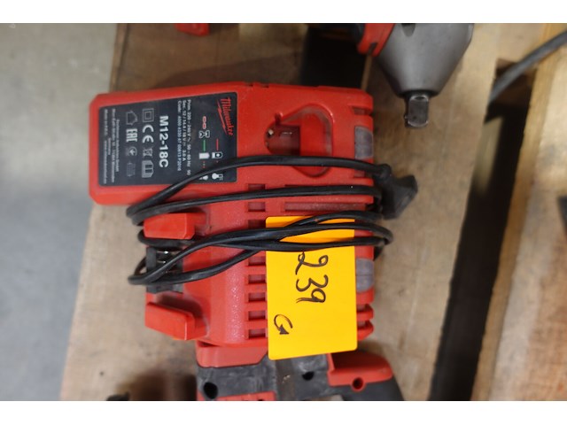 2x accu set milwaukee - afbeelding 4 van  6
