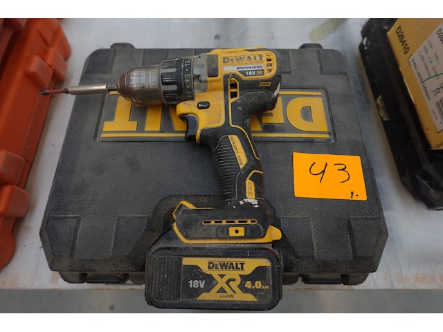 2x accu vijsmachine dewalt - afbeelding 1 van  4