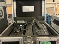 2x adb lamp in flightcase - afbeelding 1 van  4