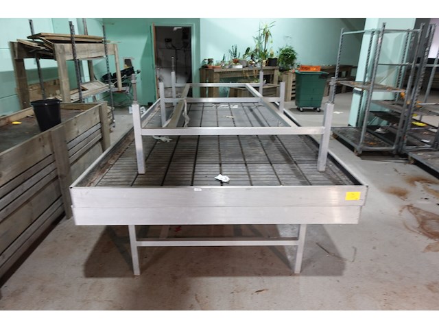 2x alu kweektafel - afbeelding 3 van  4