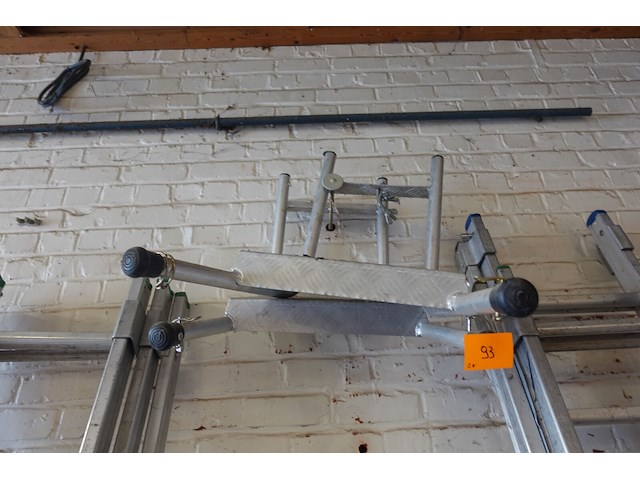 2x alu opstandtrap - afbeelding 1 van  3