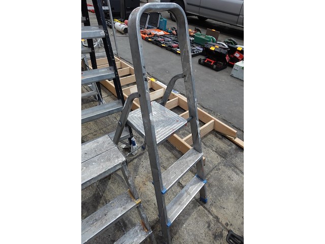 2x alu trapladder - afbeelding 3 van  3