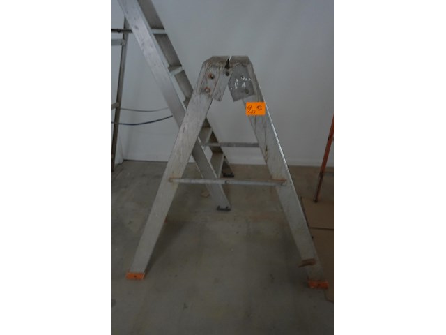 2x alu trapladder - afbeelding 2 van  3