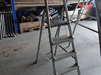 2x alu trapladder - afbeelding 4 van  4
