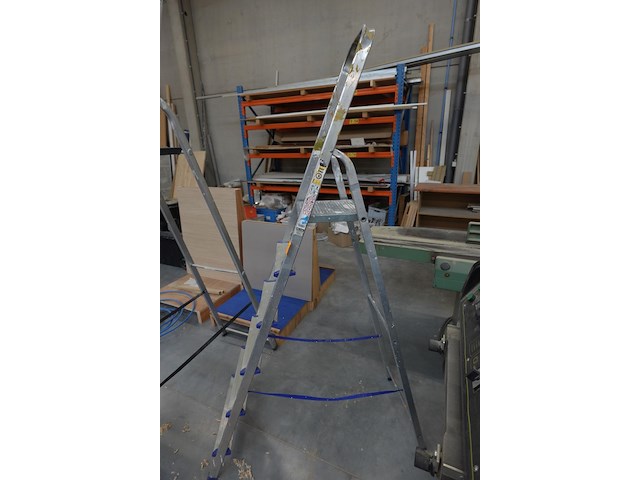 2x alu trapladder - afbeelding 4 van  5