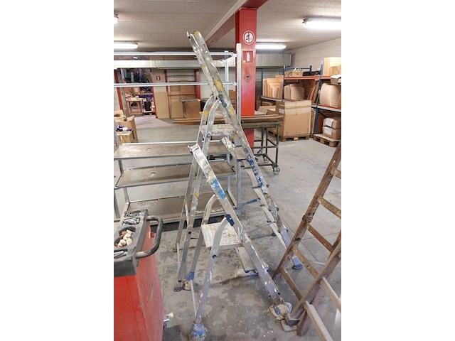 2x alu trapladder - afbeelding 1 van  3