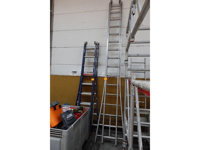 2x aluminium ladders - afbeelding 1 van  1