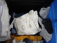2x bak inhoud kinderkledij - afbeelding 7 van  15