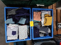 2x bak inhoud kinderkledij - afbeelding 1 van  15