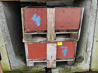 2x bak met zwarte pannen - afbeelding 1 van  3