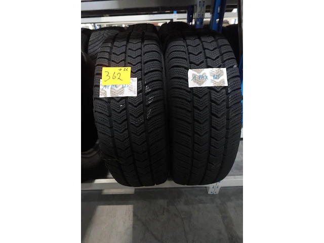 2x band ( gebruikt) 15inch semperit - afbeelding 1 van  3