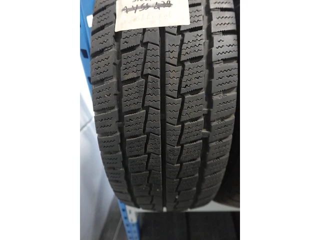 2x band ( gebruikt) 16inch hankook - afbeelding 2 van  3