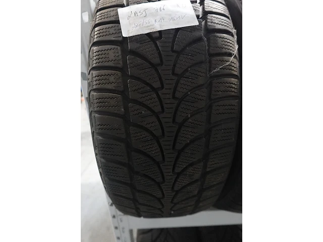 2x band ( gebruikt) 17inch bridgestone - afbeelding 2 van  3