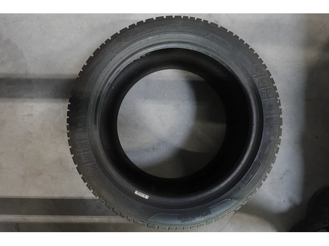 2x band ( gebruikt) 17inch kleber - afbeelding 3 van  3