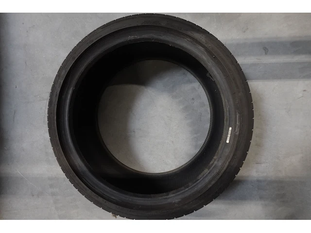 2x band ( gebruikt) 18inch bridgestone - afbeelding 3 van  3