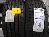 2x band ( ongebruikt) 17inch barum - afbeelding 1 van  3
