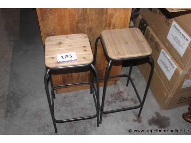 2x barkruk, houten zitting, metalen frame - afbeelding 1 van  1