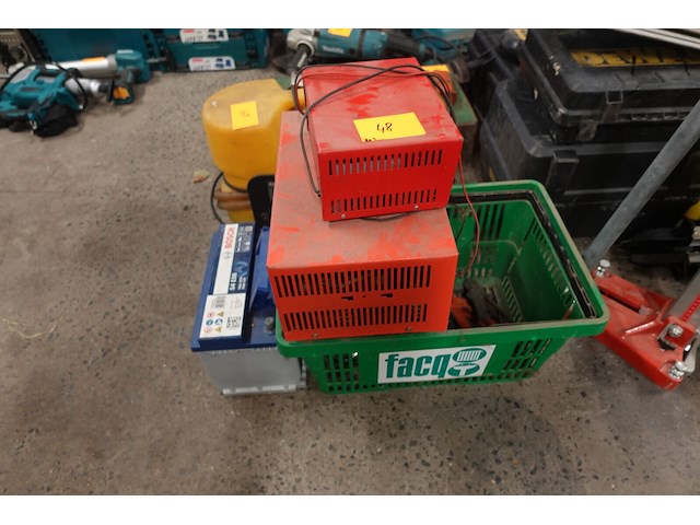 2x batterijlader absaar - afbeelding 1 van  6