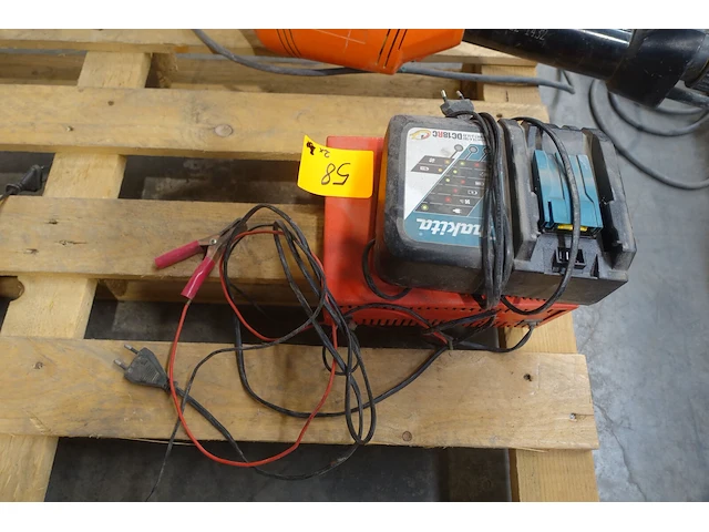 2x batterijlader - afbeelding 3 van  4