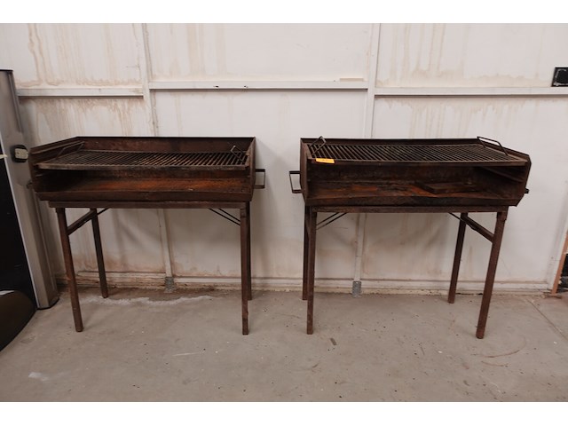 2x bbq - afbeelding 1 van  10