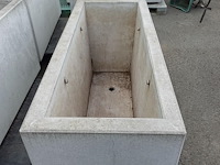2x betonnen bloembak - afbeelding 4 van  4