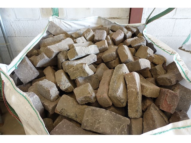2x bigbag oude gebakken kleiklinkers - afbeelding 3 van  5