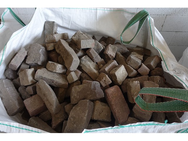 2x bigbag oude gebakken kleiklinkers - afbeelding 2 van  4