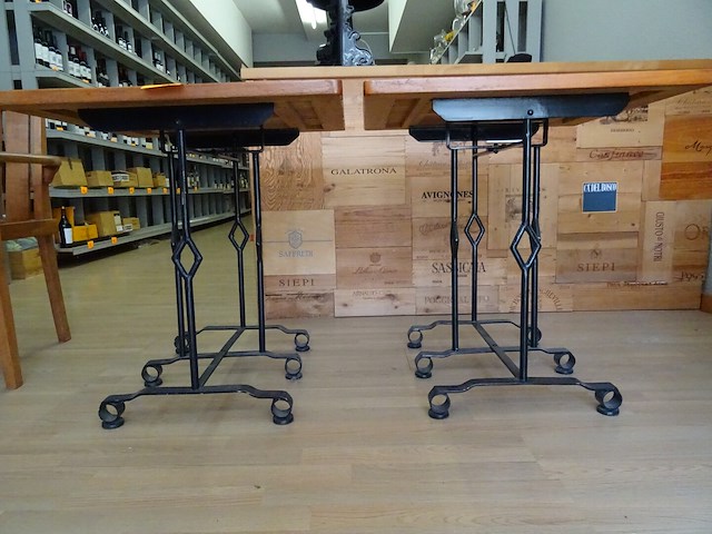 2x bistrotafel + 2x houten stoel - afbeelding 3 van  4