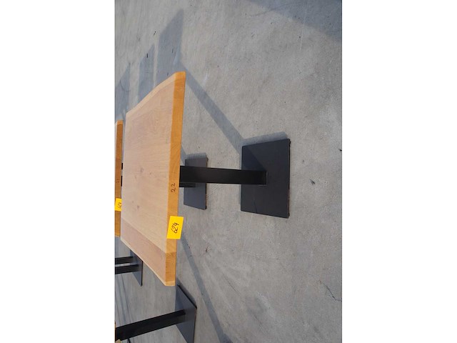 2x bistrotafel 70cm - afbeelding 1 van  4