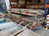 2x bok met inhoud - afbeelding 2 van  8