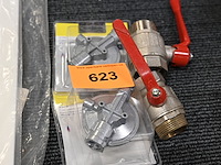 2x bolkraan en 2x koppelstuk gas - afbeelding 1 van  1