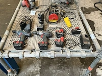 2x bosch boormachine