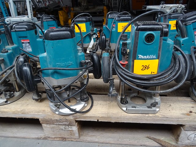 2x bovenfrees makita - afbeelding 1 van  5