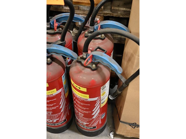 2x brandblusser - afbeelding 1 van  1