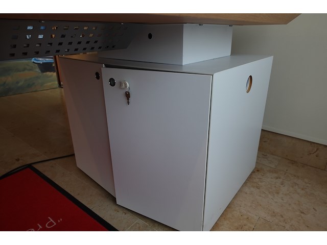 2x bureau opstelling - afbeelding 4 van  5