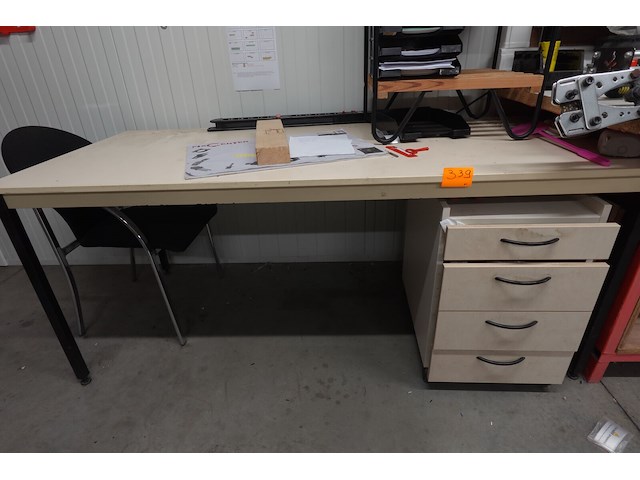2x bureau + toebehoren - afbeelding 3 van  5